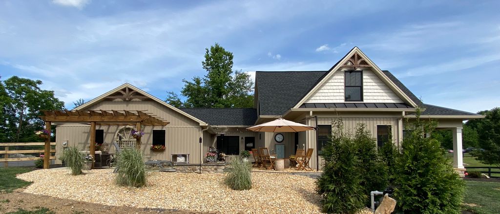 Custom Home #1 — photo 4