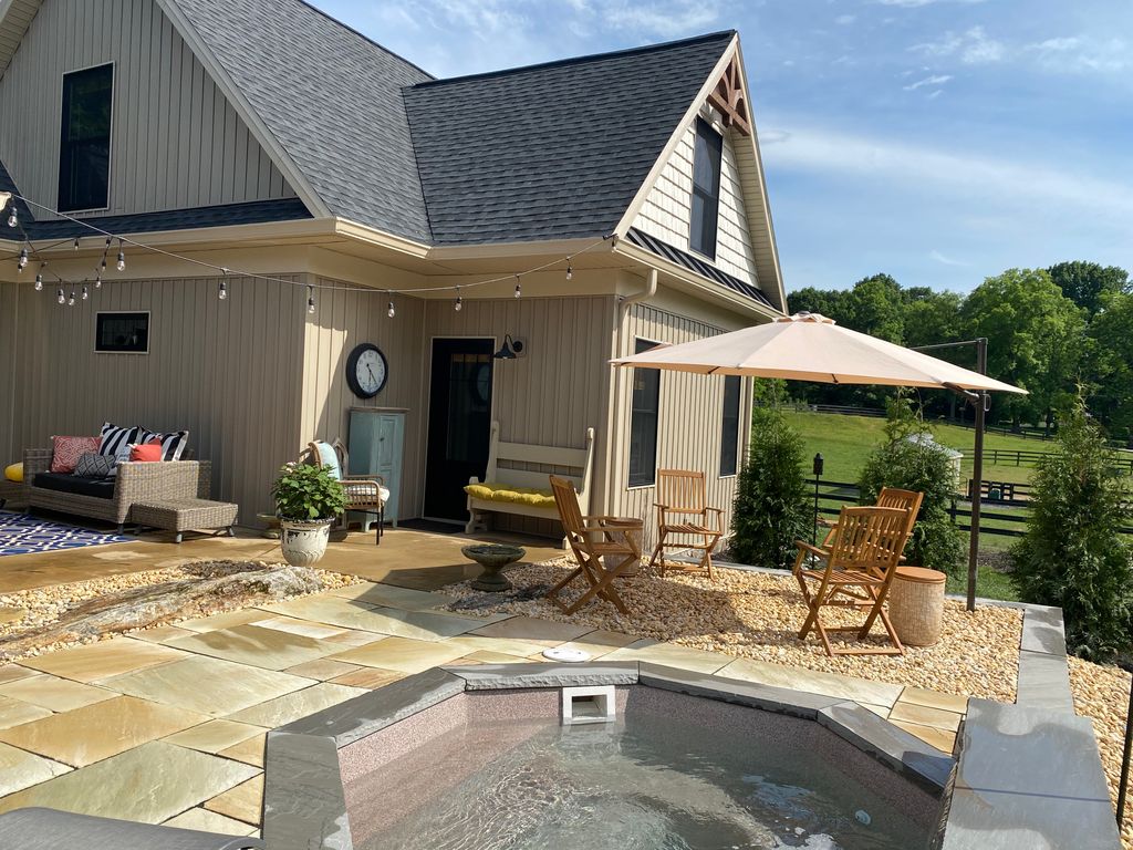 Custom Home #1 — photo 37