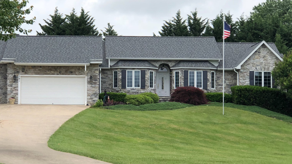 Custom Home #19 — photo 1