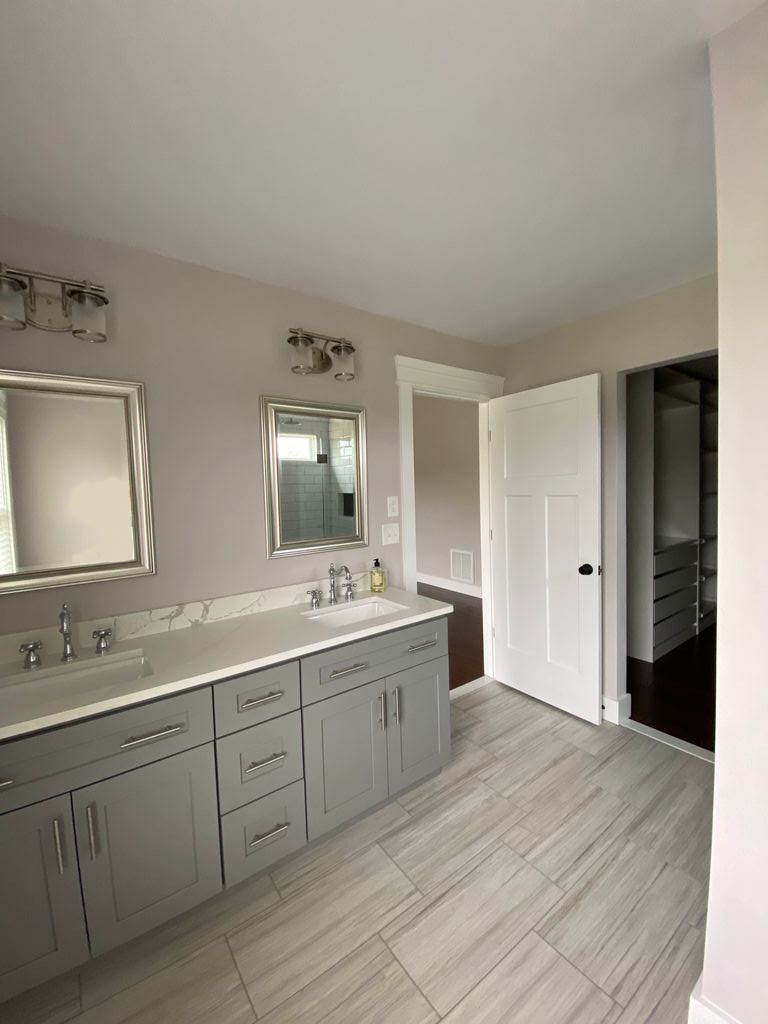 Custom Home #21 — photo 15
