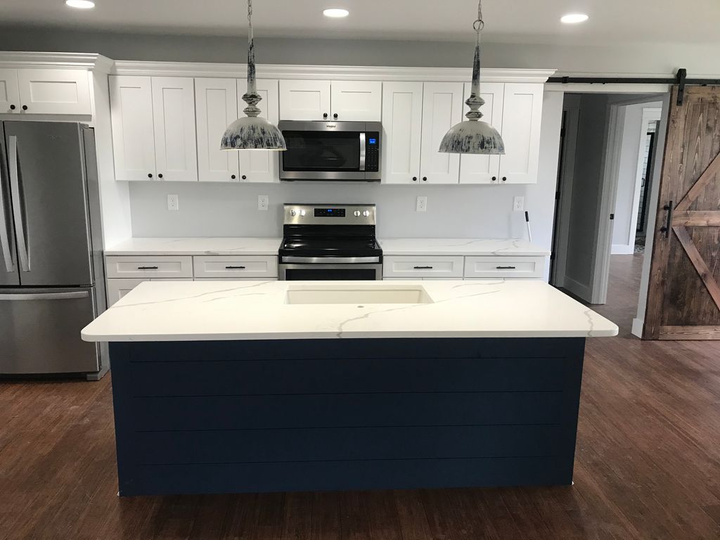 Custom Home #22 — photo 5
