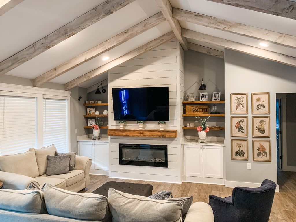 Custom Home #23 — photo 16