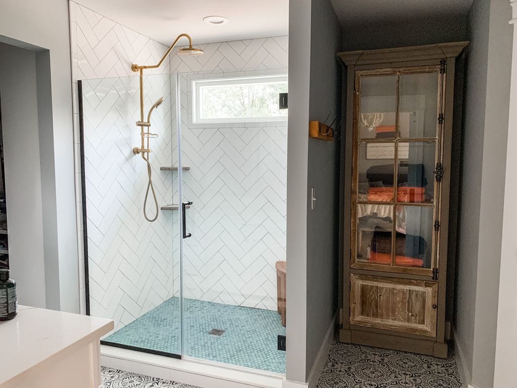 Custom Home #23 — photo 22