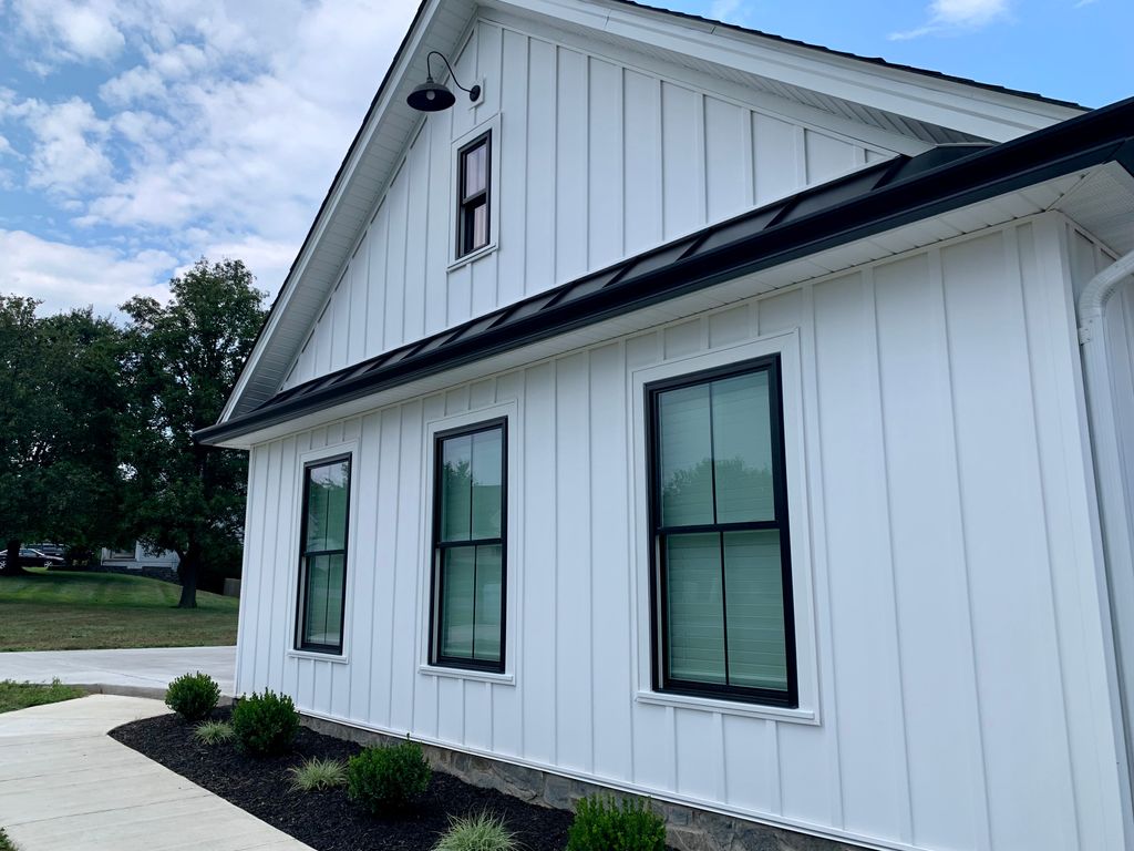 Custom Home #23 — photo 8