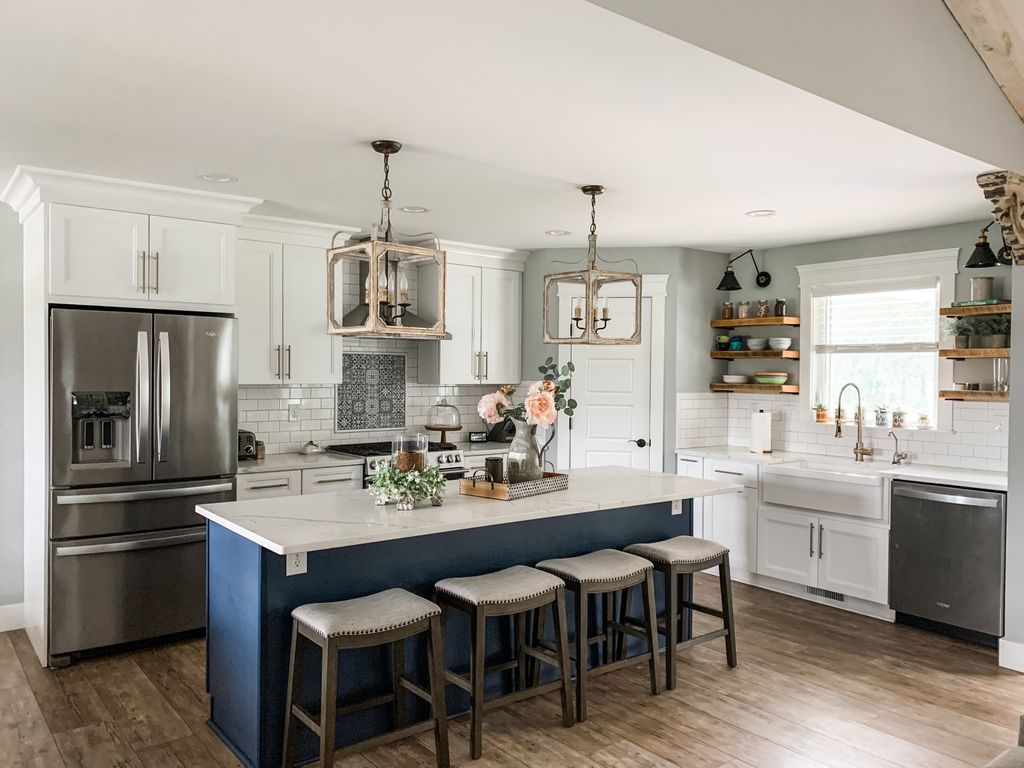 Custom Home #23 — photo 9