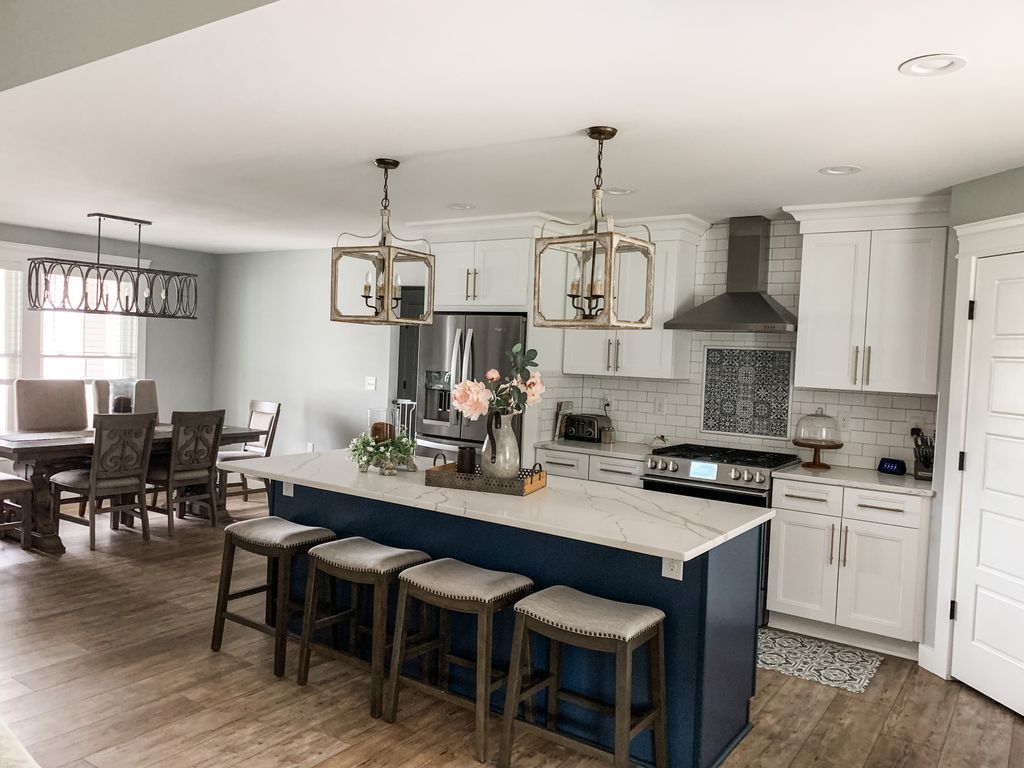Custom Home #23 — photo 10